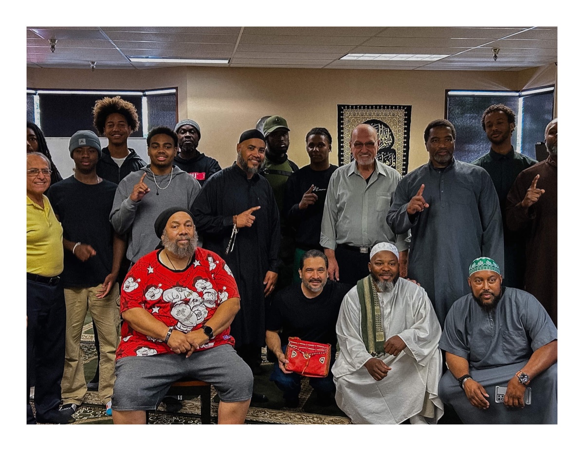 Community group photo at Middle Ground